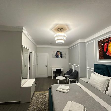 Hotel Imperiale Драч Екстериор снимка